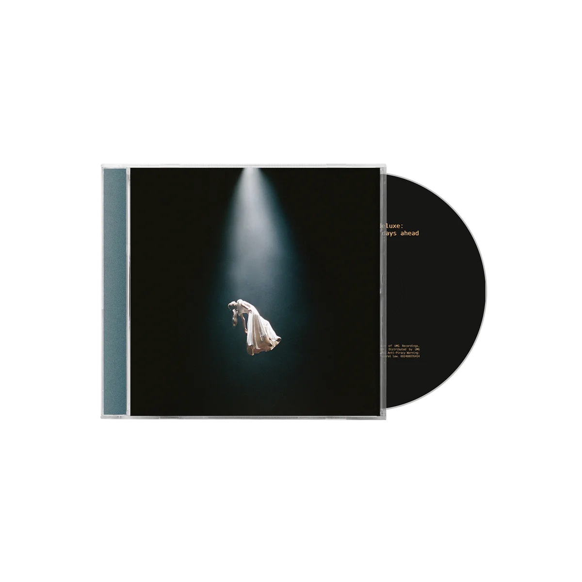 CD-Cover mit einer Person in weißer Kleidung, die im Scheinwerferlicht schwebt.