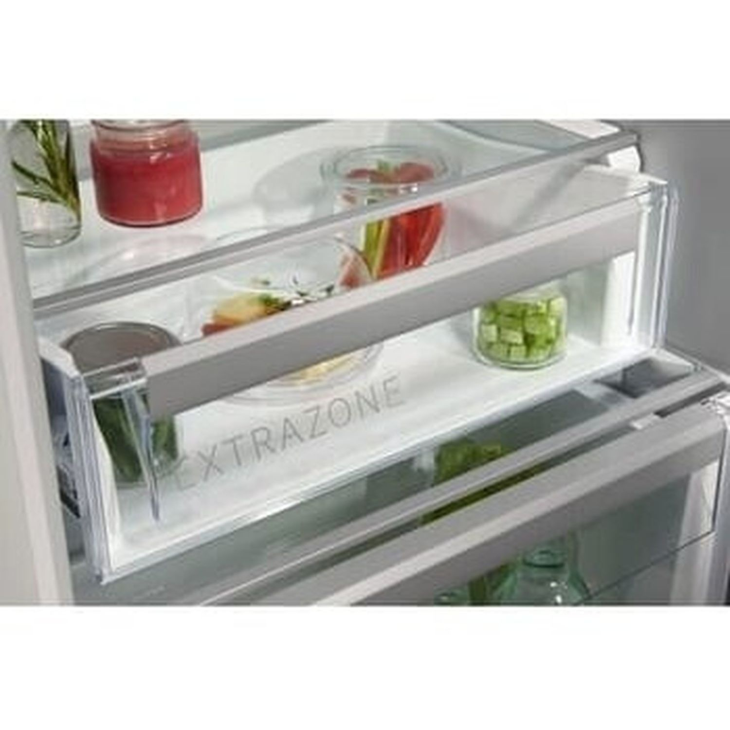 Intérieur du réfrigérateur avec tiroir Extra Zone.