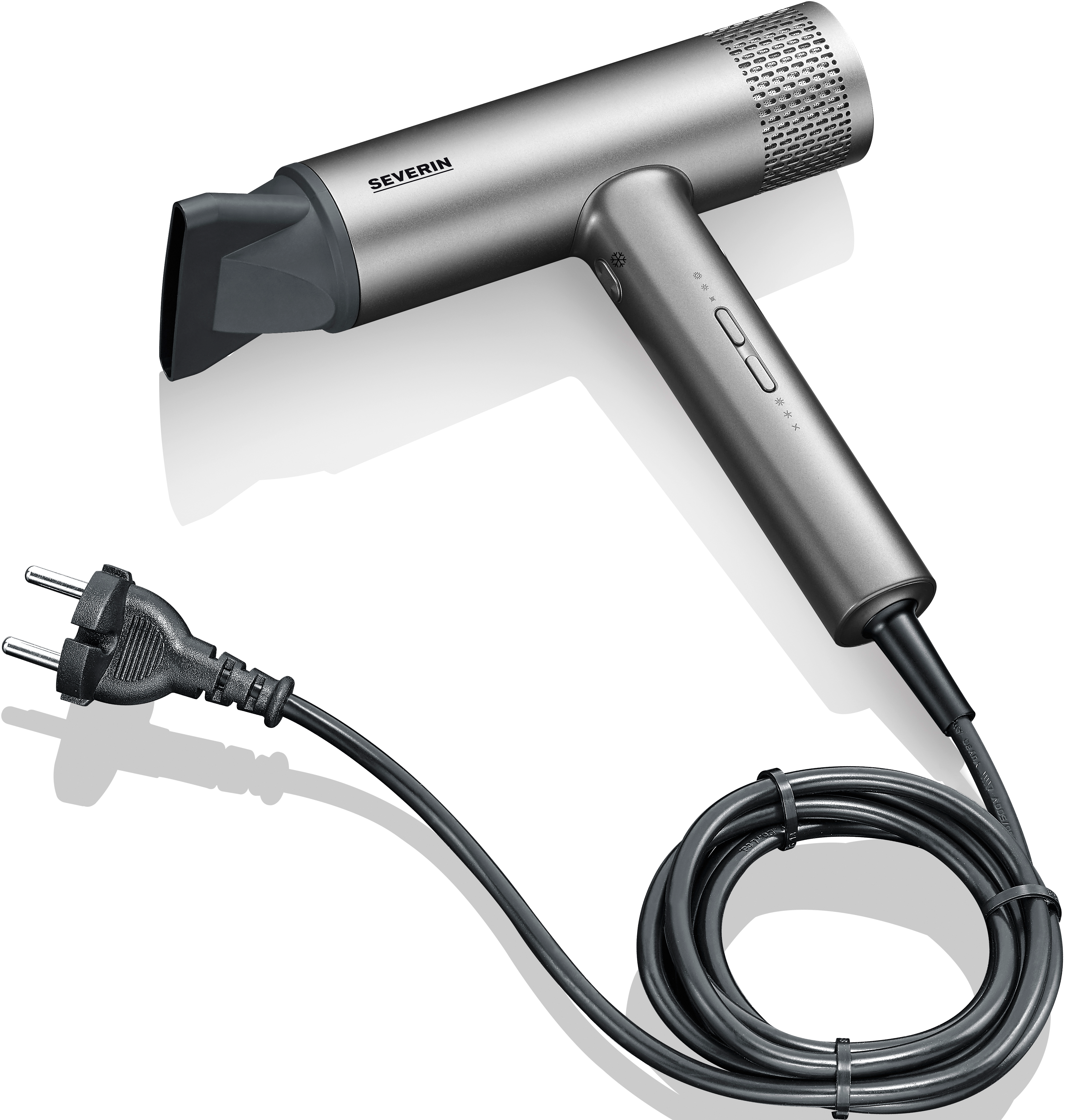 Silberner Haartrockner mit schwarzem Kabel und Stecker, Marke SEVERIN sichtbar.