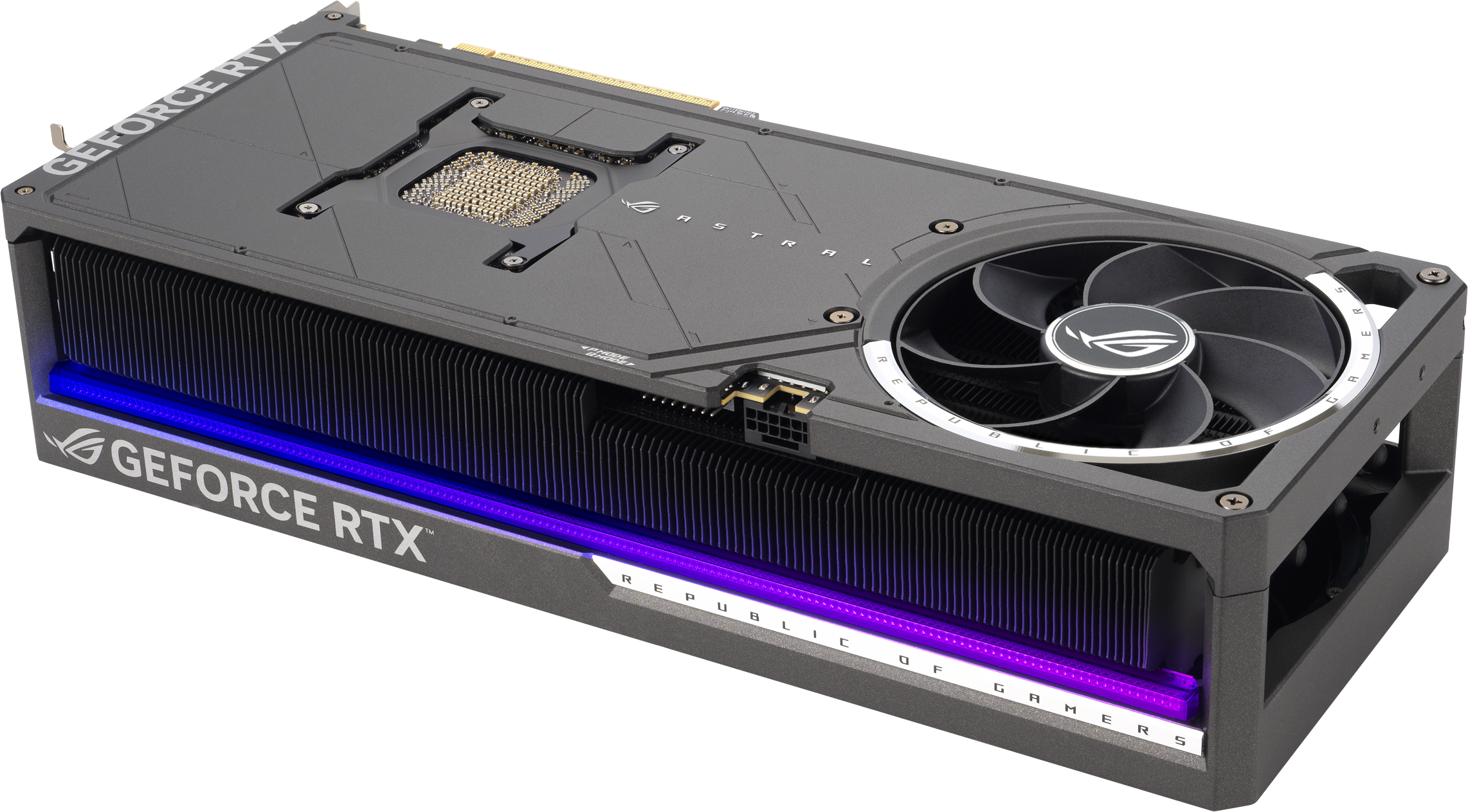 Scheda grafica GeForce RTX con ventola e luci.