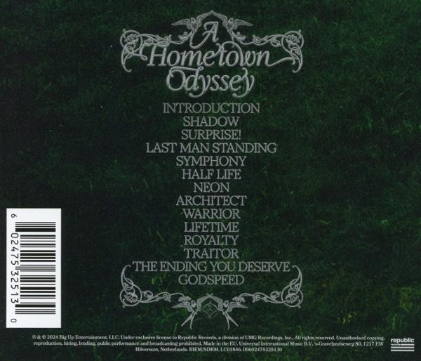 CD-Cover mit Songtiteln. Grüner Hintergrund mit weißem Baumdesign und Titeln. Text ist weiß.