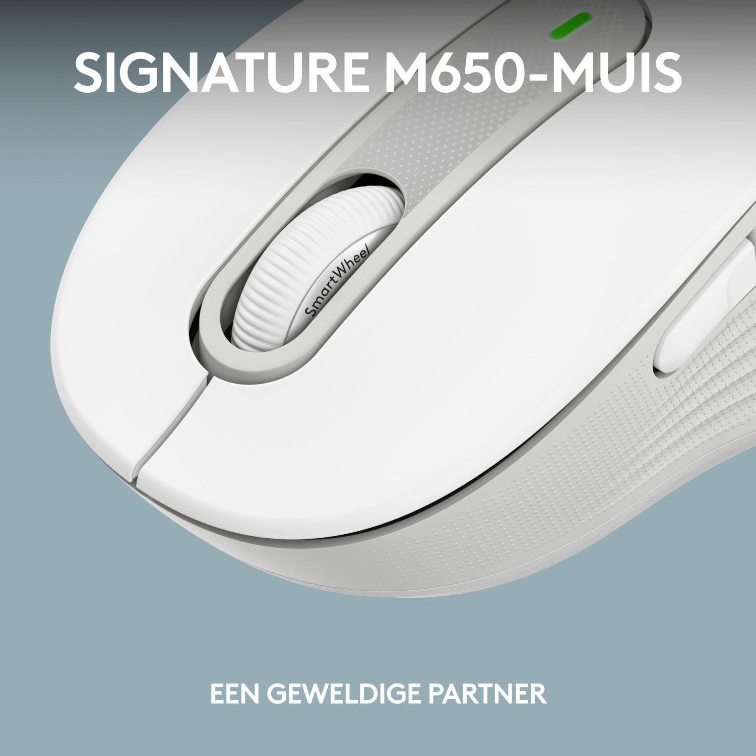 Witte computermuis met scrollwiel en zijknoppen. Tekst: 'Signature M650-muis'.