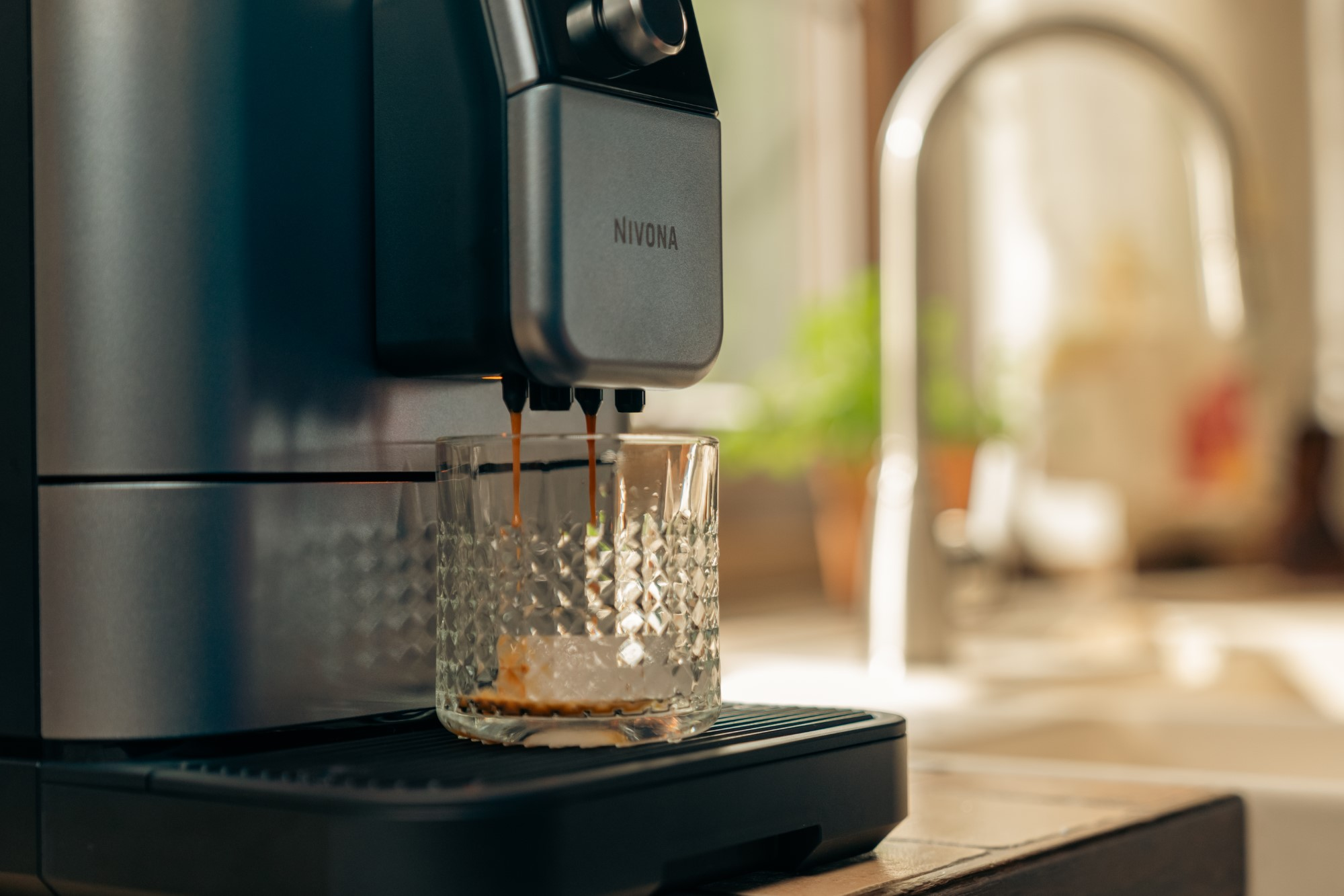 Ekspres ciśnieniowy NIVONA Nivo 8107 Szaro-niebieski | sprawdź