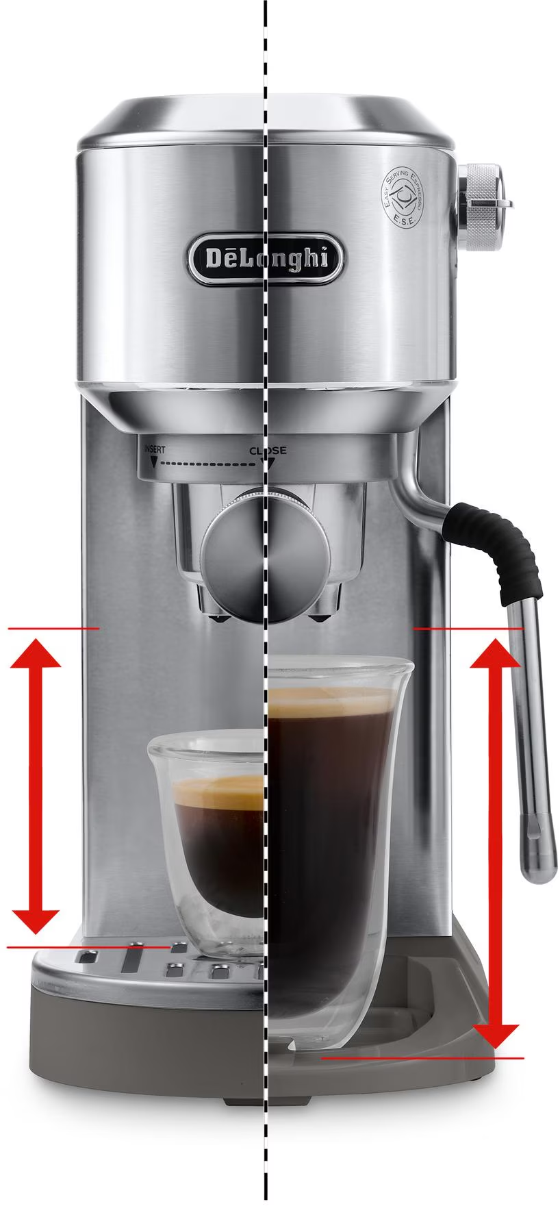 Macchina per espresso con una tazza di caffè in vetro, con frecce che indicano l'altezza.