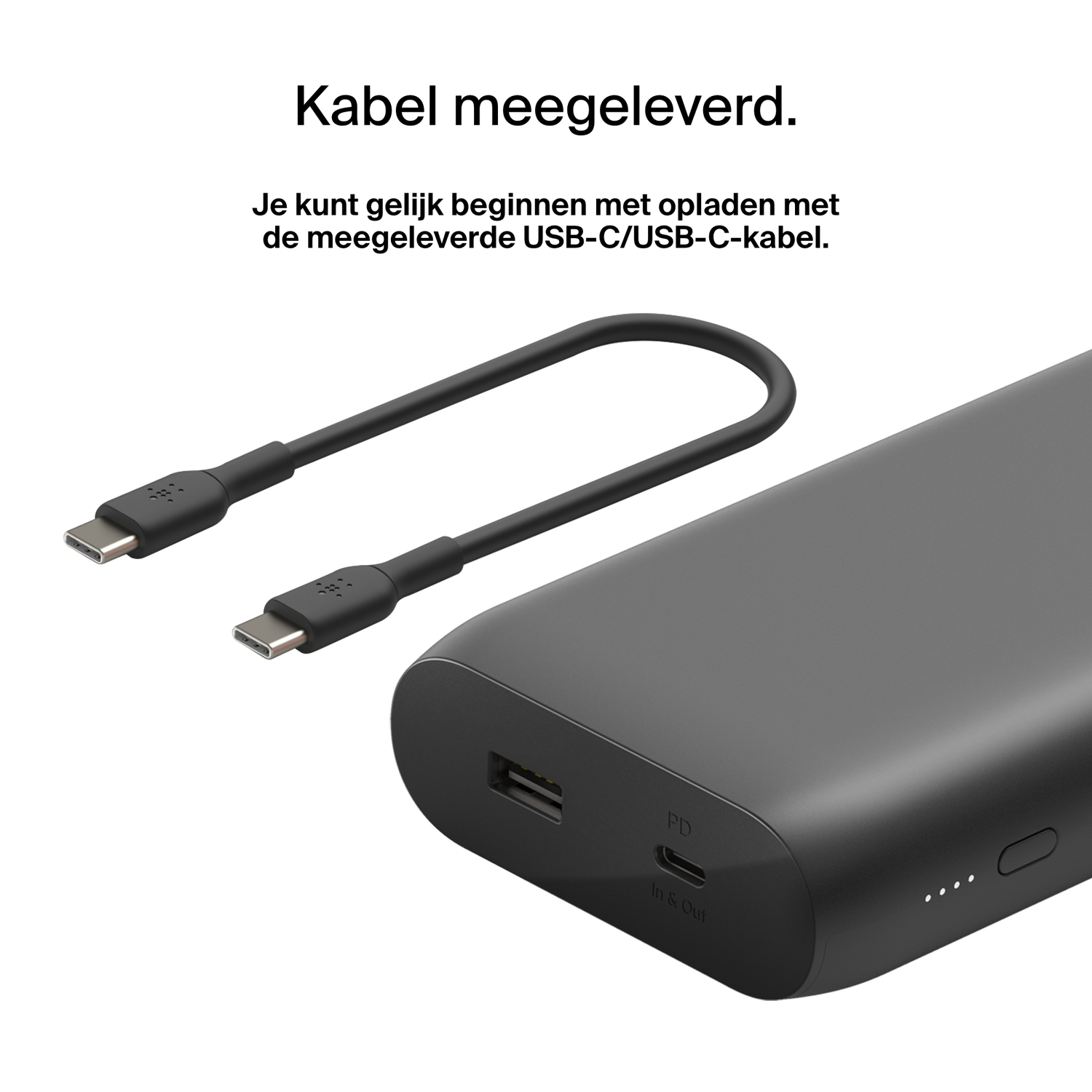 Een zwarte powerbank met USB-C-kabel, USB-C-poort en aan/uit-knop. Tekst: 'Kabel meegeleverd'.