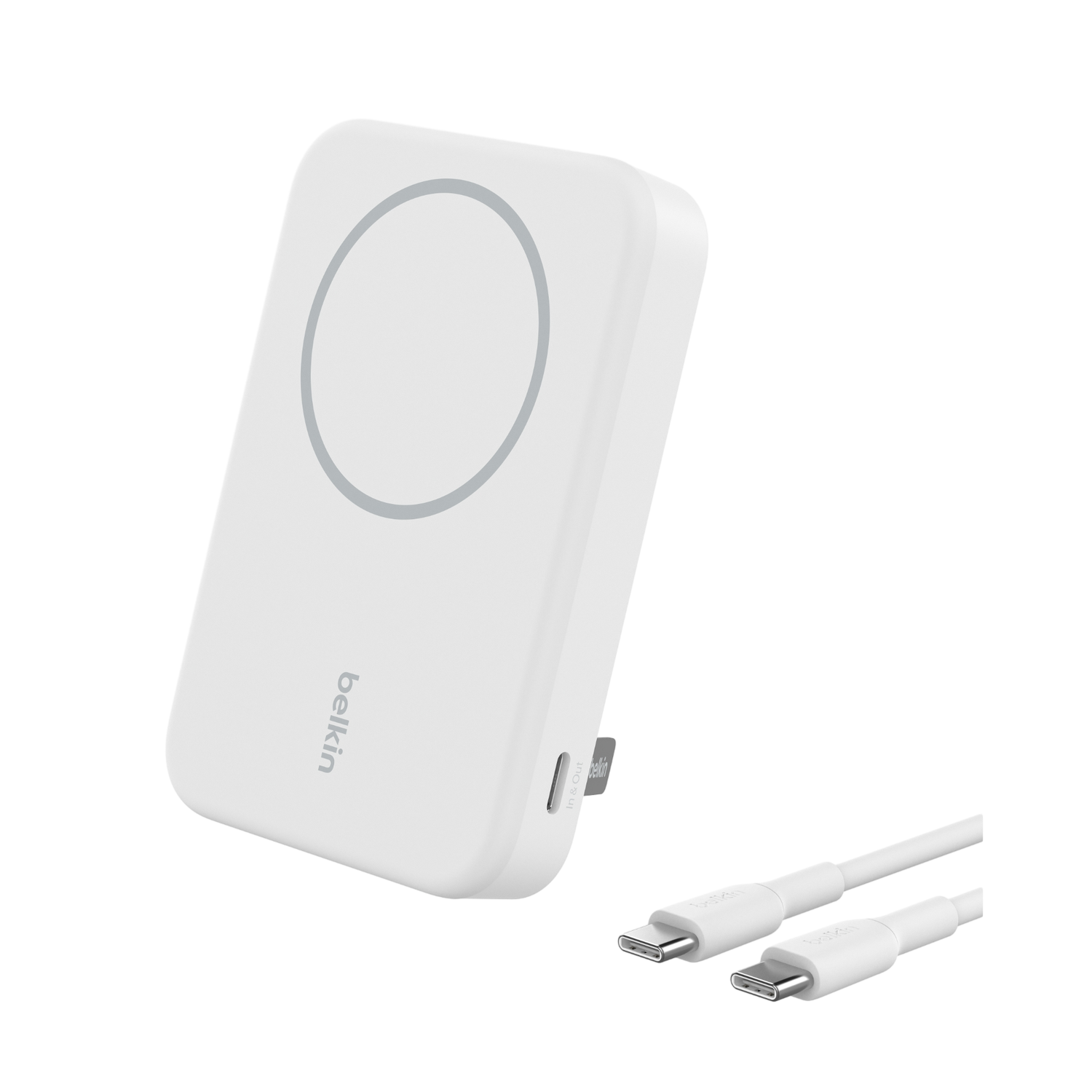 Batterie externe blanche avec design circulaire, port USB-C et câble. Elle est rectangulaire.
