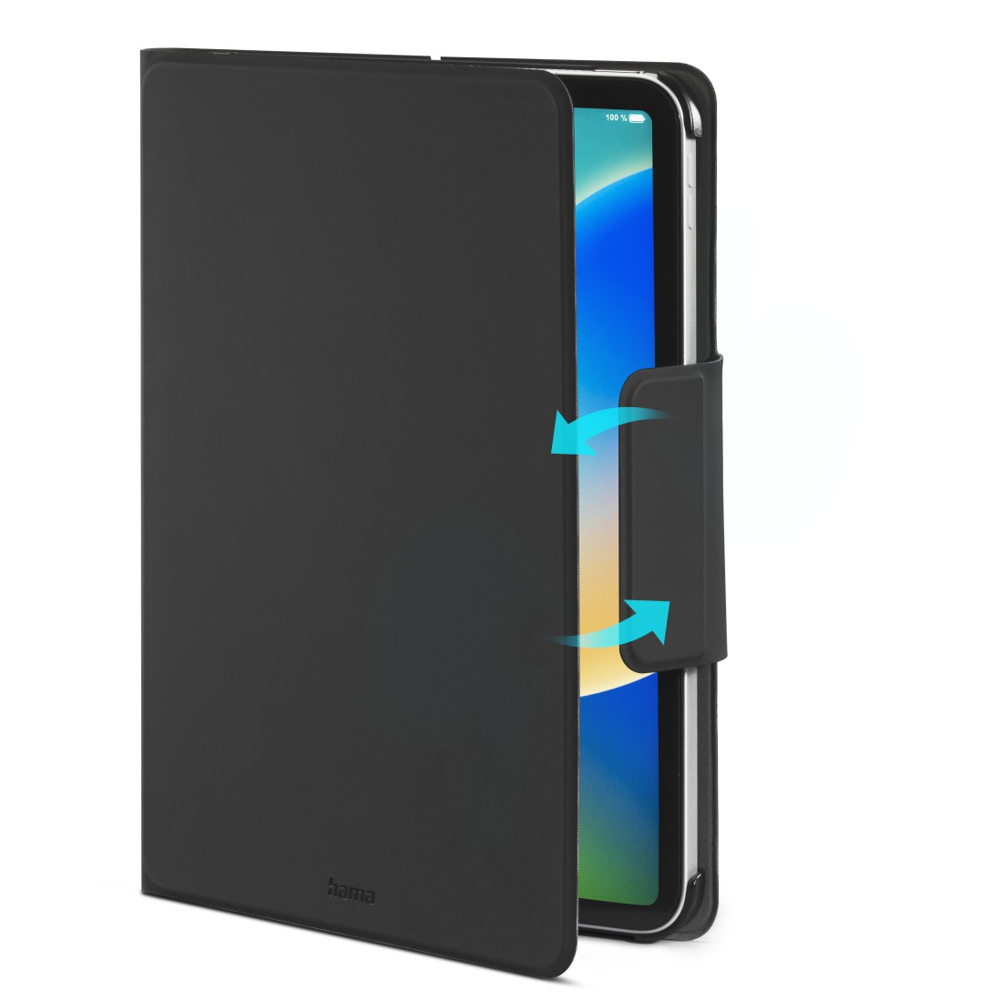 Eine schwarze Hama iPad-Hülle, das Tablet ist teilweise sichtbar. Pfeile zeigen die Öffnungsrichtung an.