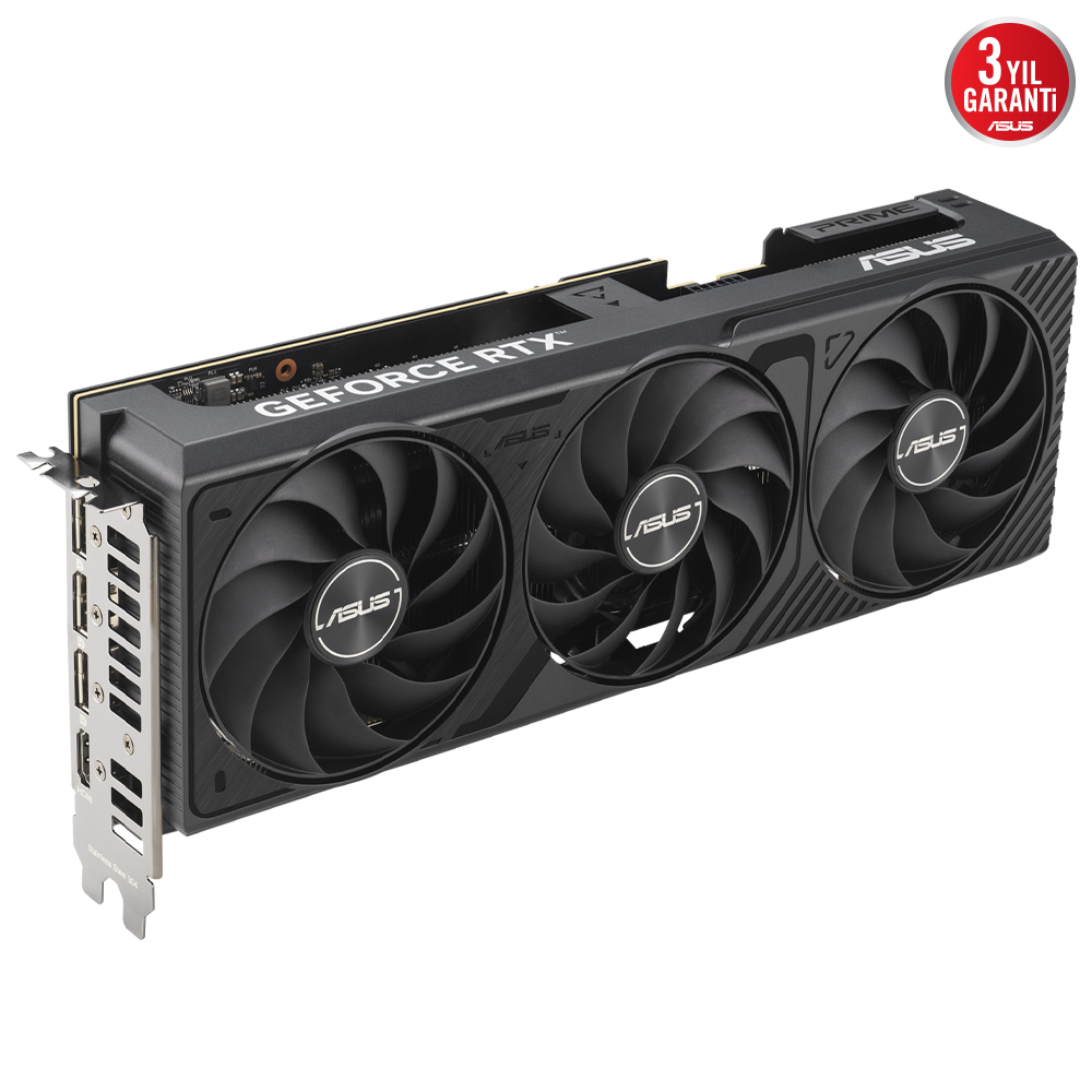 Üç fanlı siyah bir Asus GeForce RTX grafik kartı, beyaz bir arka plan üzerinde.
