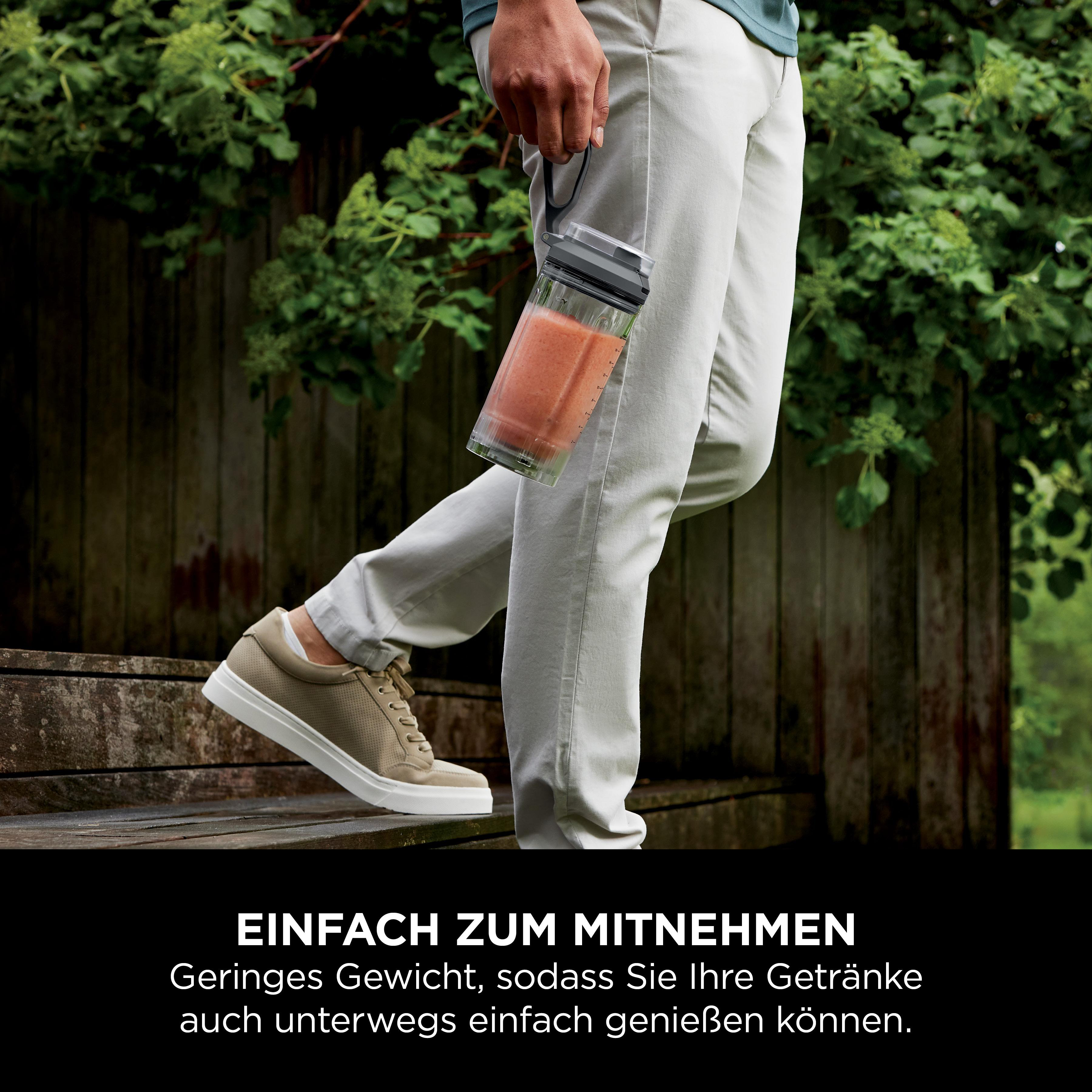 Person hält einen Mixer mit Smoothie, mit Text: 'EINFACH ZUM MITNEHMEN'.