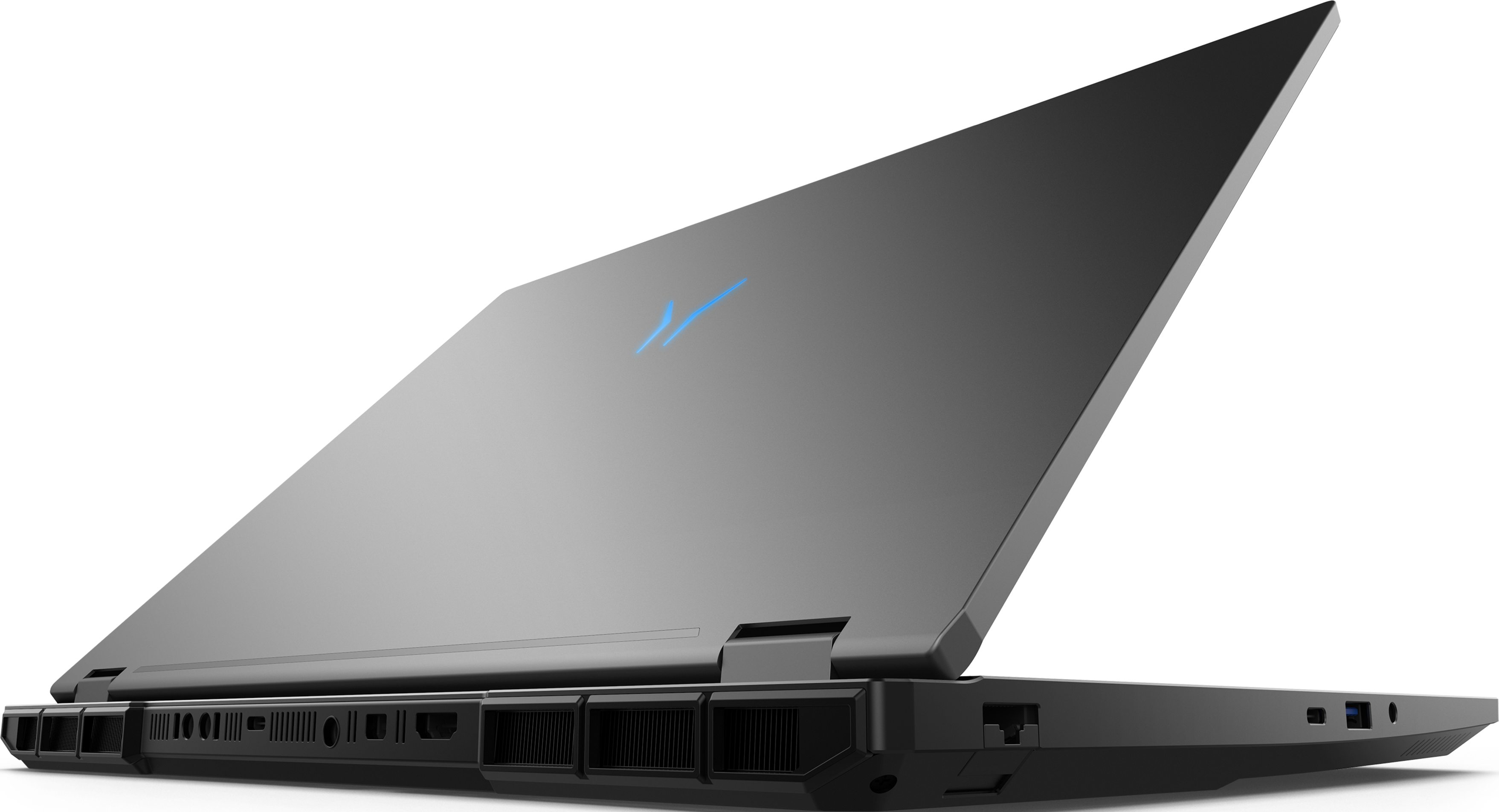 Ordinateur portable en angle. Il est noir et possède un logo bleu au dos.