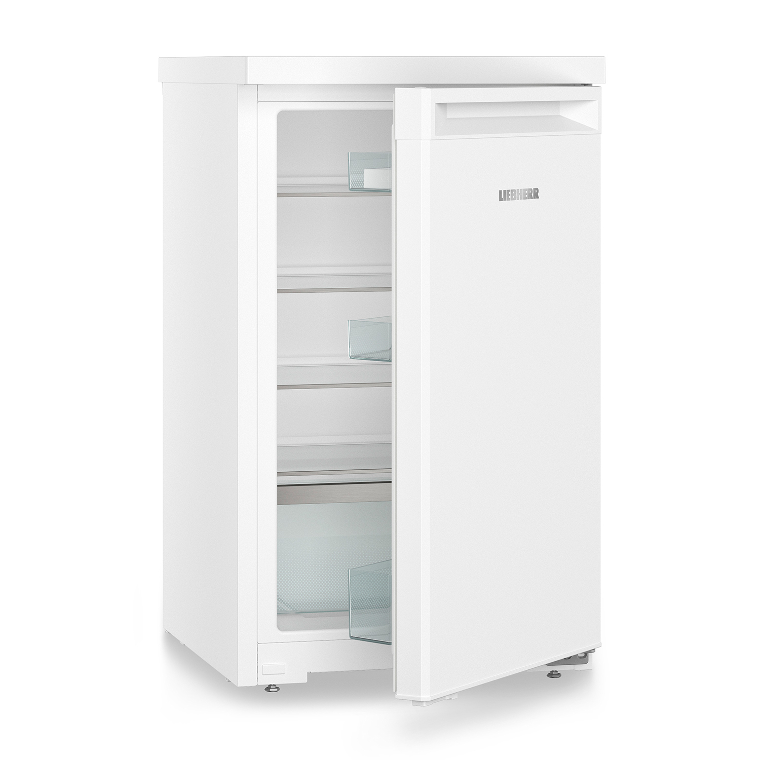 Frigorifero bianco con la porta aperta, che rivela ripiani in vetro, su sfondo bianco.