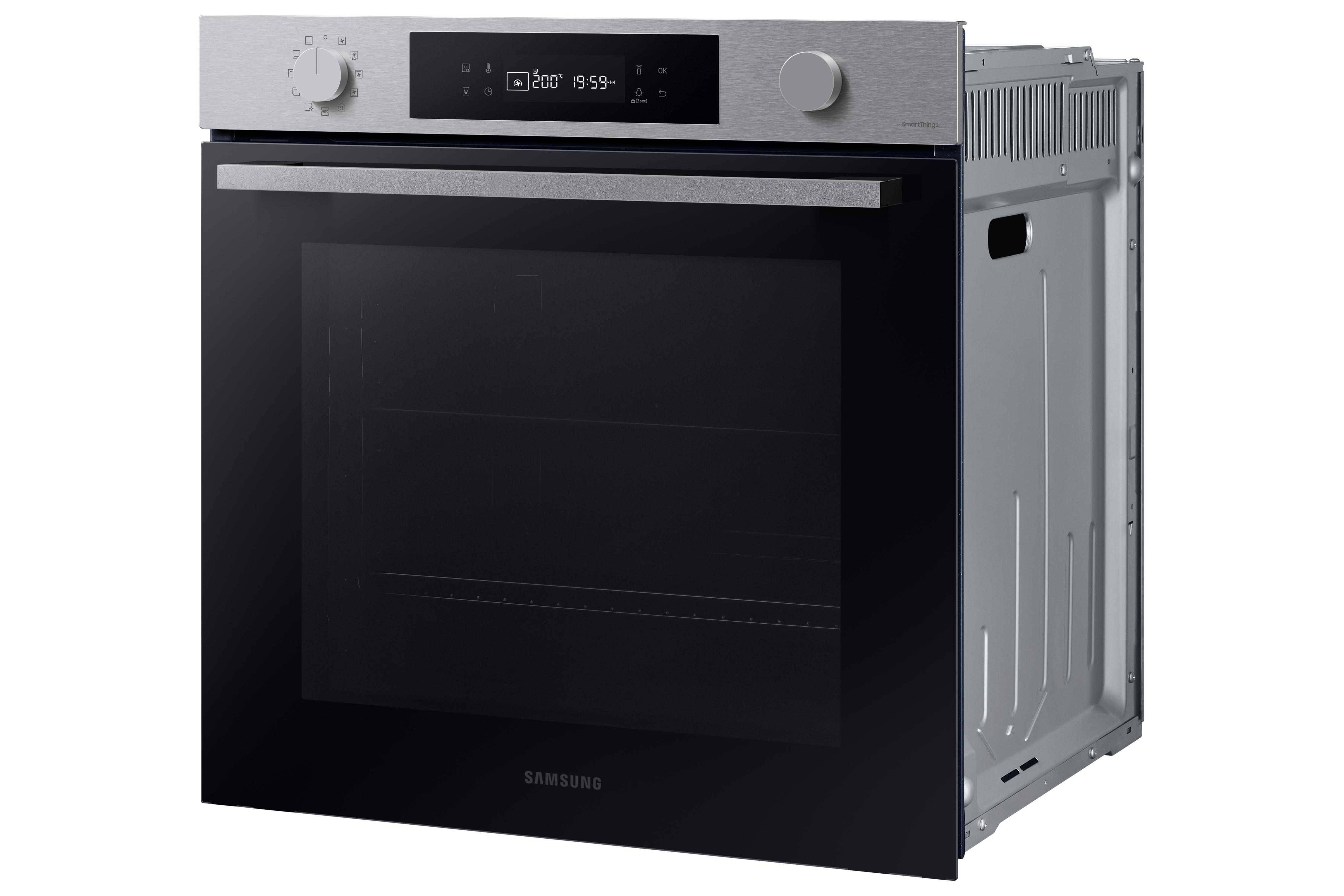 Moderner Samsung Ofen mit digitalem Display und Drehregler, silberfarben.