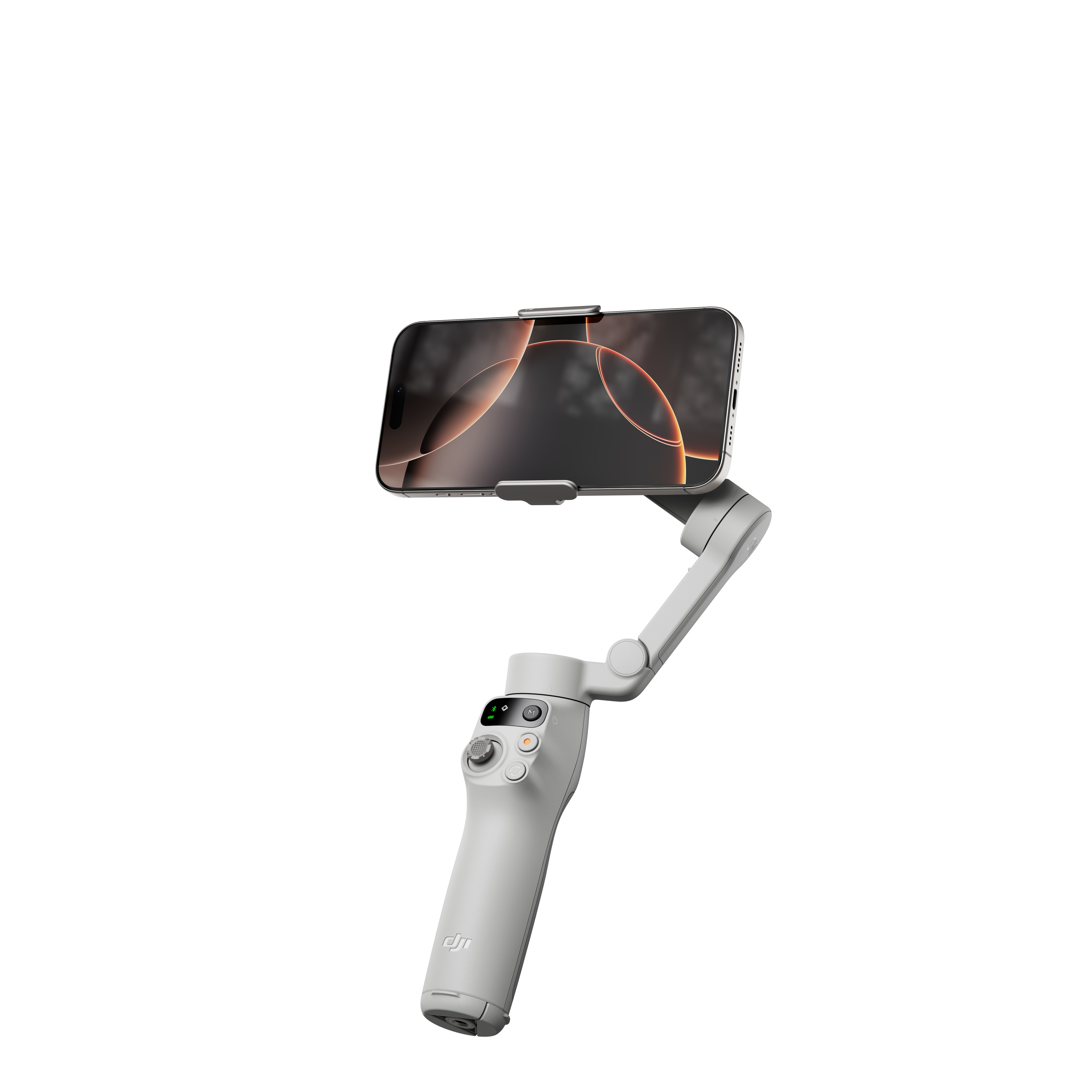 Beyaz zemin üzerinde, beyaz renkli, açılı bir gimbal ve telefon.