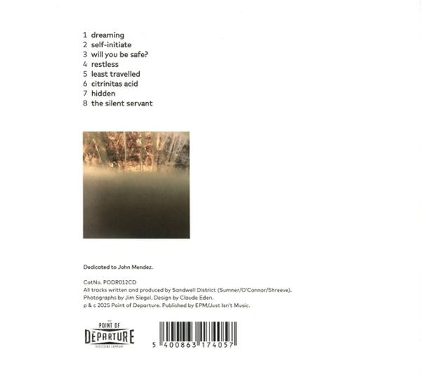 CD-Cover mit Songtitelliste und Bild, weißer Hintergrund.