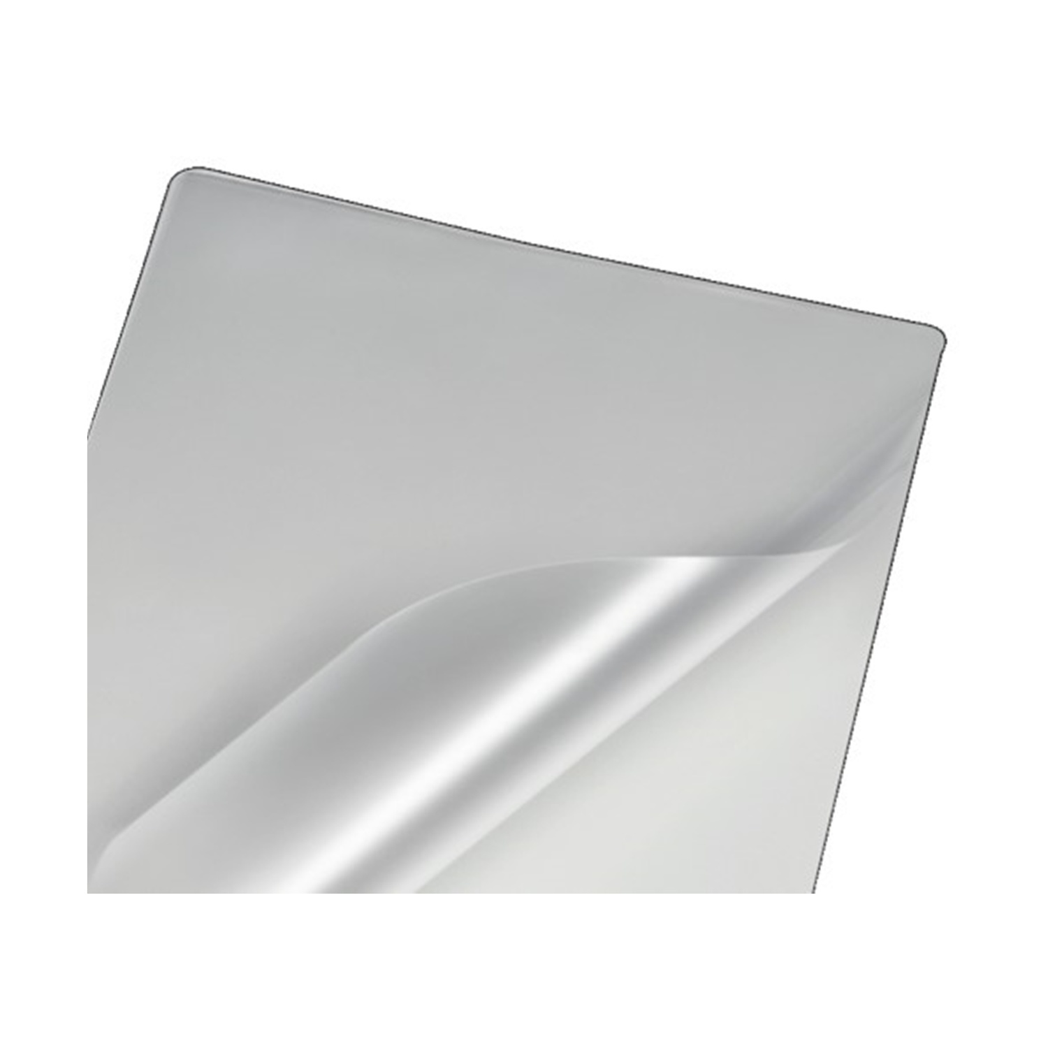 Foglio piegato, color argento con angolo piegato, isolato su bianco.