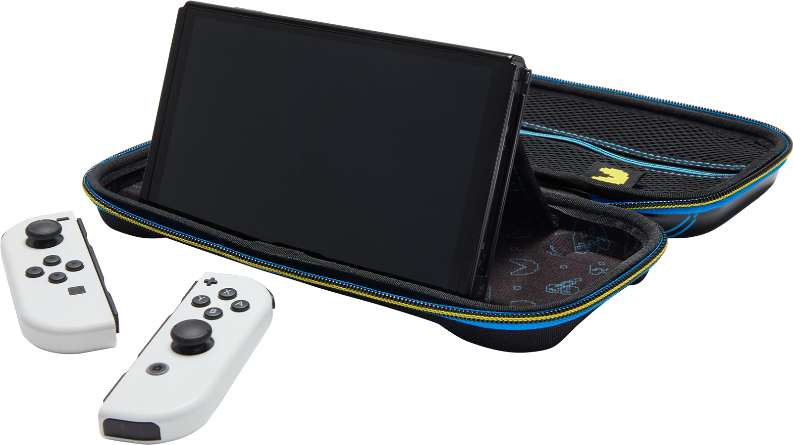 Nintendo Switch konzol tokban, kontrollerekkel. Fekete konzol, fehér kontrollerek, kék tok.