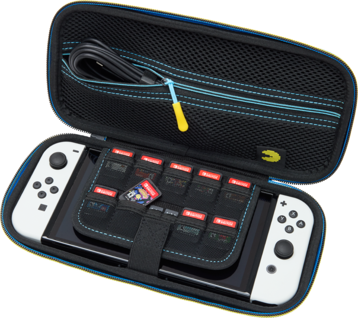 Egy Switch konzol egy tokban, játékokkal és töltővel. A tok fekete, kék cipzárral.
