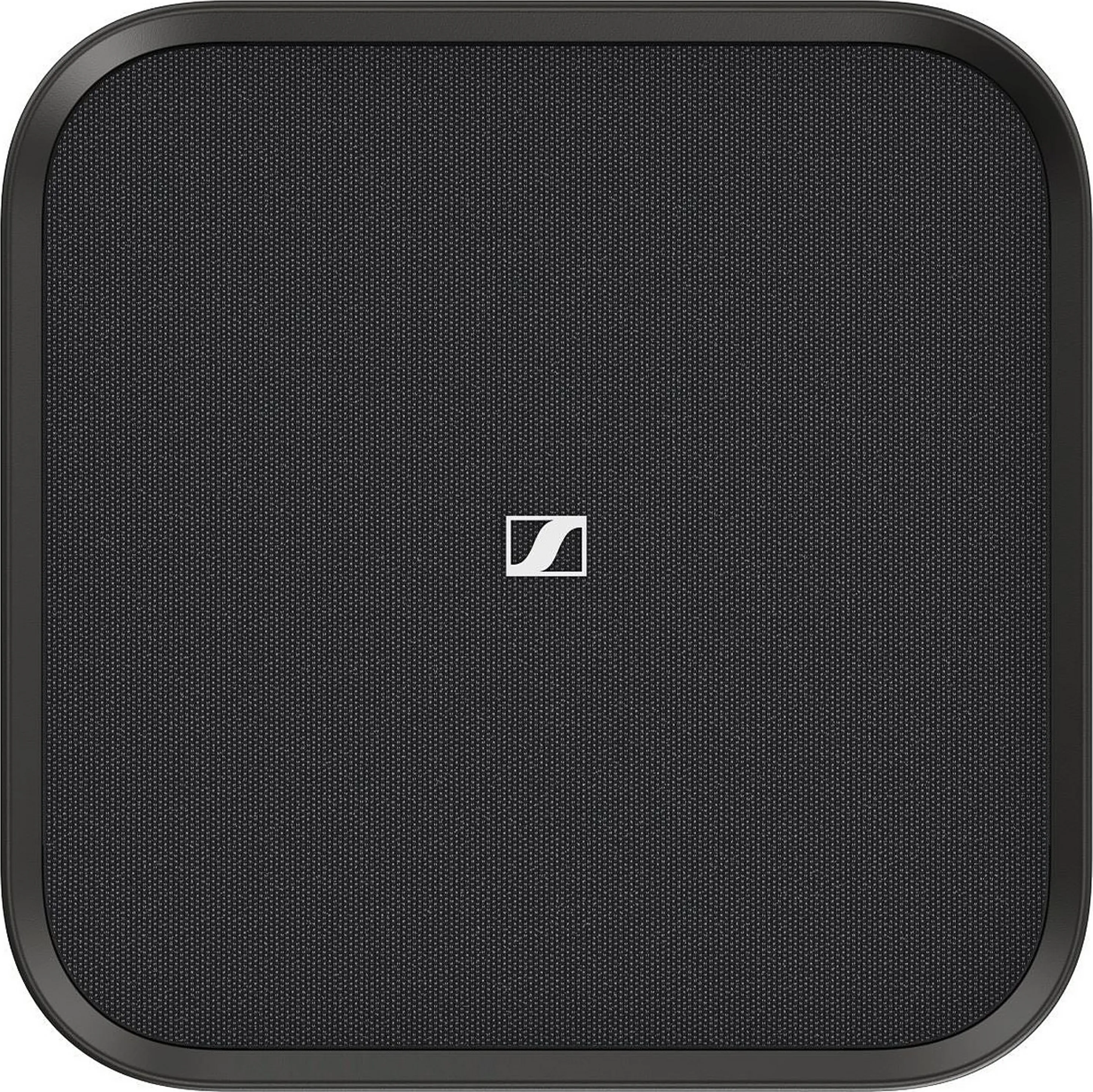 Haut-parleur carré noir avec un logo blanc au milieu. Le haut-parleur a une surface texturée.