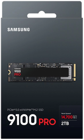 Egy fekete doboz egy Samsung 9100 PRO 2TB SSD-hez olvasási sebesség információval.