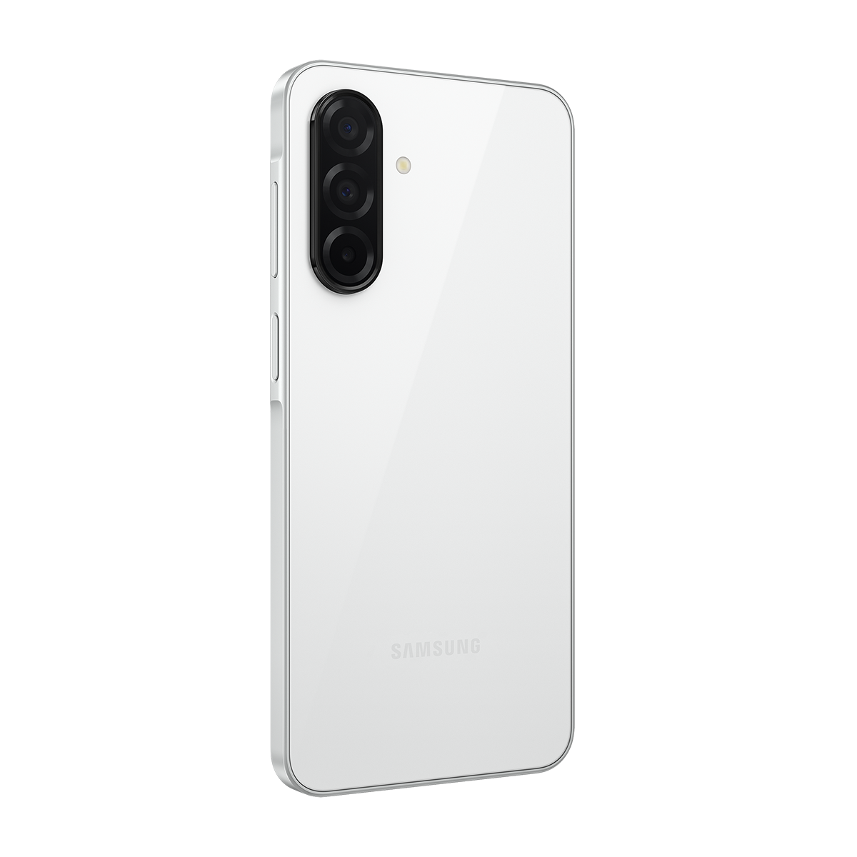 Arkadan ve yandan görünen beyaz bir Samsung telefon. Üç kamerası ve gümüş bir çerçevesi var. Arka plan siyah.