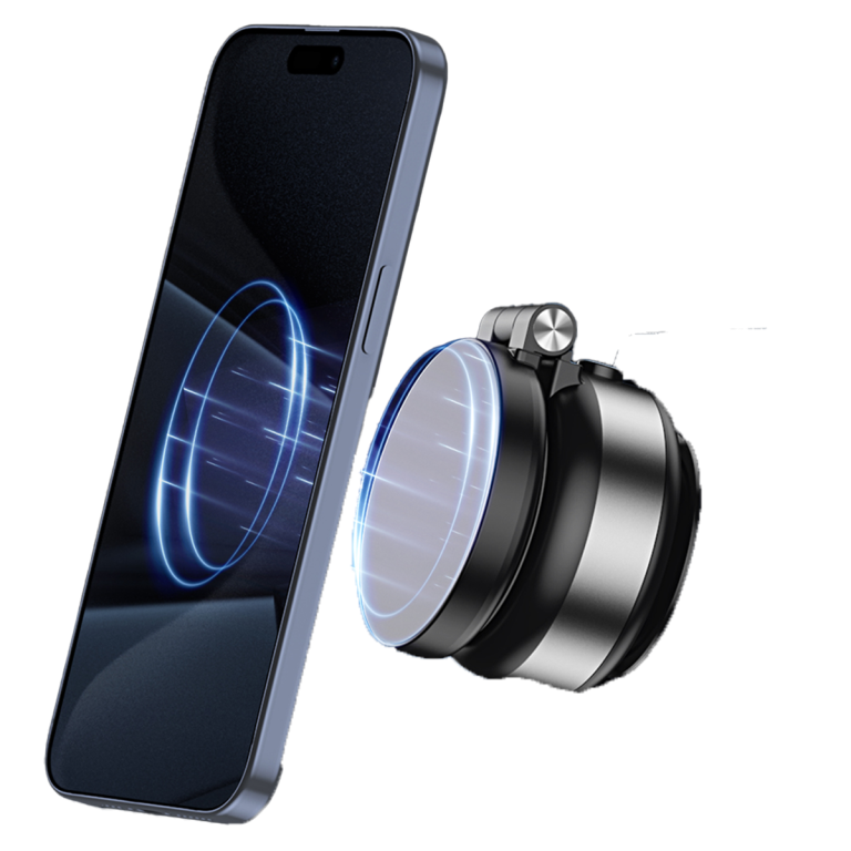 Siyah vurgulara sahip siyah bir akıllı telefon ve siyah ve gümüş bir kamera lens adaptörü siyah bir arka plan üzerinde görüntüleniyor.
