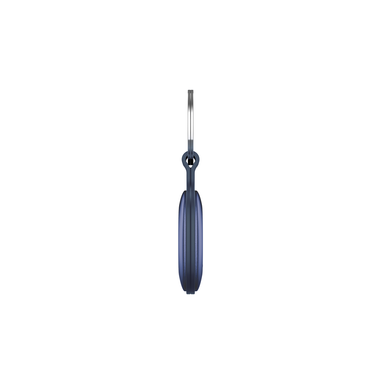 Zijaanzicht van een donkerblauwe sleutelhanger met een zilveren ring op een witte achtergrond.