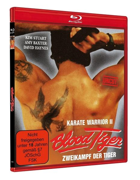 Blu-ray-Hülle mit einem Filmcover, das einen Mann ohne Hemd mit Tätowierungen zeigt.