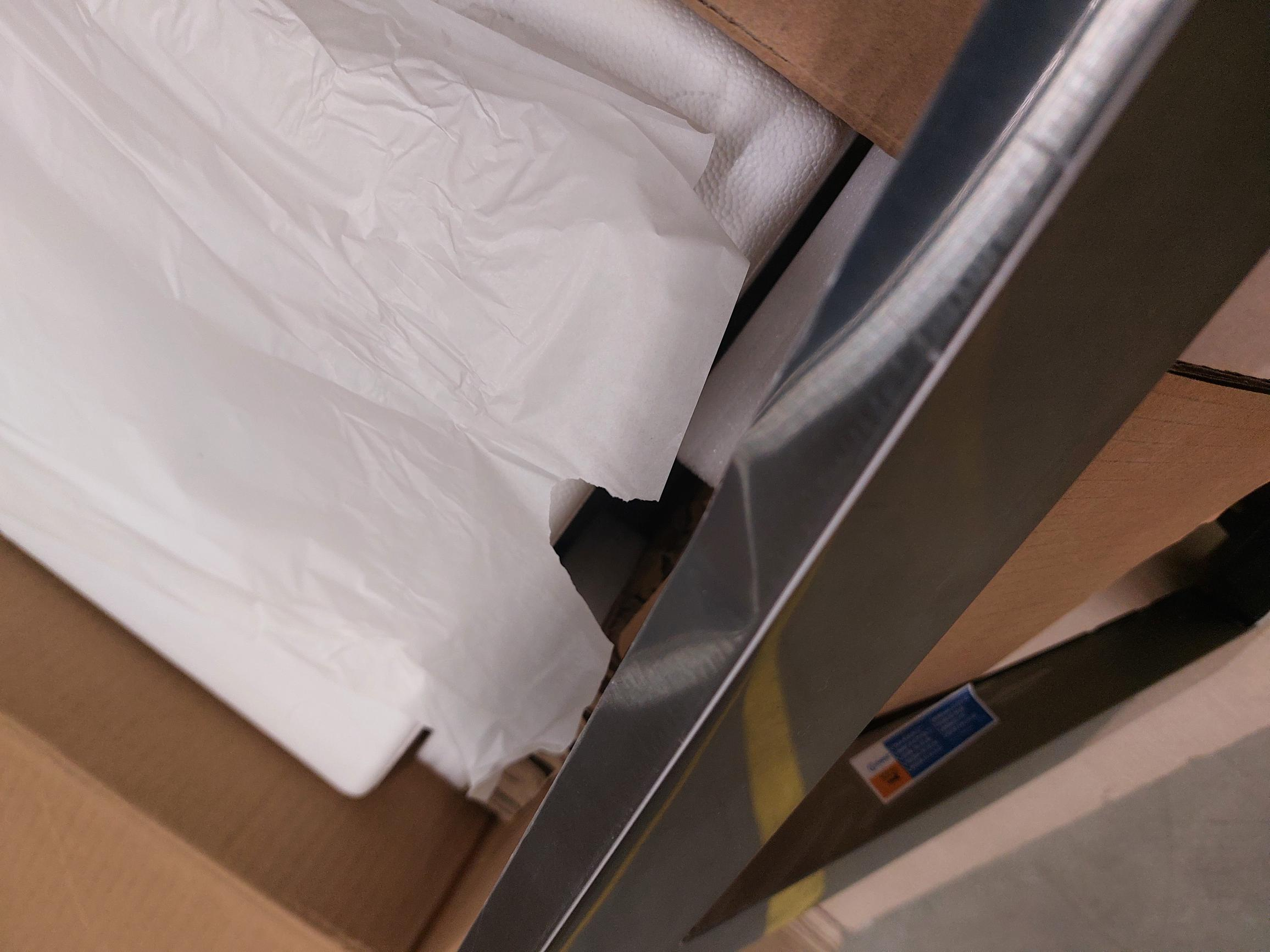 OUTLET - Kuchenka mikrofalowa INDESIT MWI120GX Inox