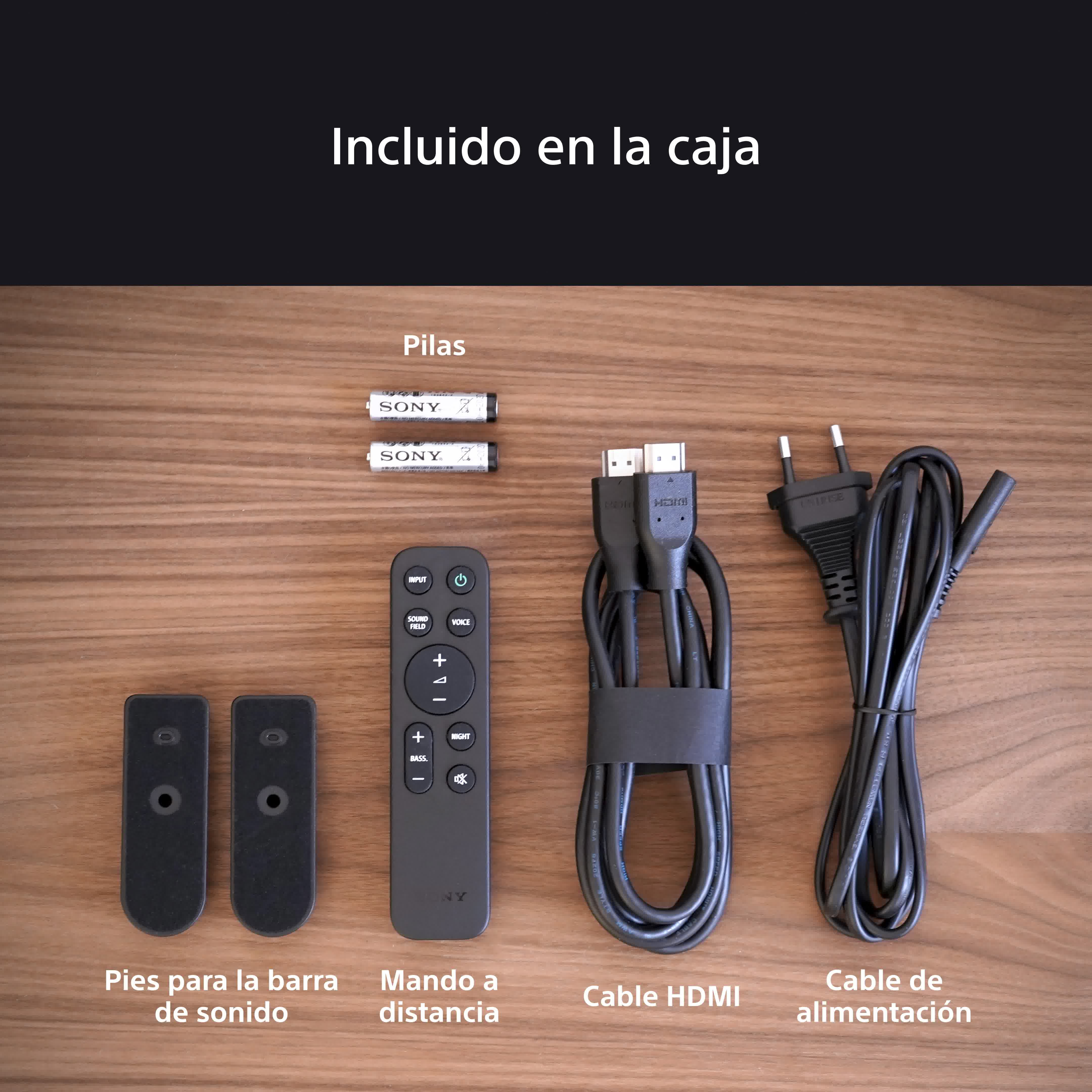 Artículos incluidos en una caja: baterías, control remoto, cable HDMI, cable de alimentación.