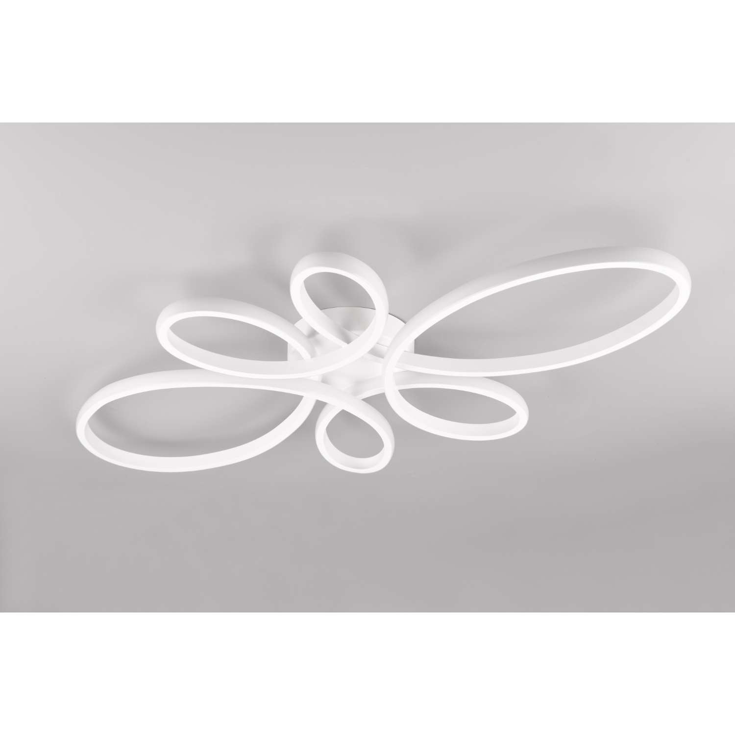 Lampada da soffitto con design bianco ad anello.