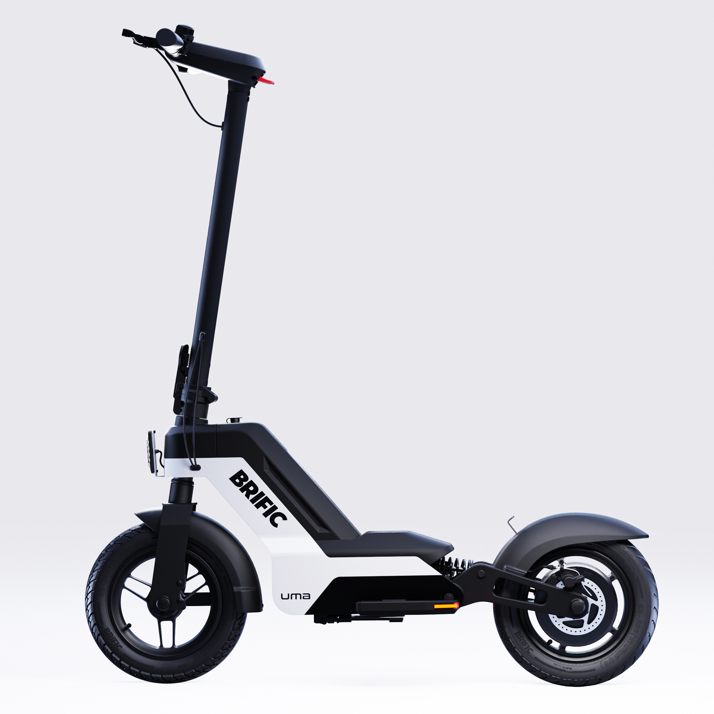Beyaz ve siyah elektrikli scooter, beyaz bir arka plan üzerinde yandan gösteriliyor. Marka adı 'Brific'.