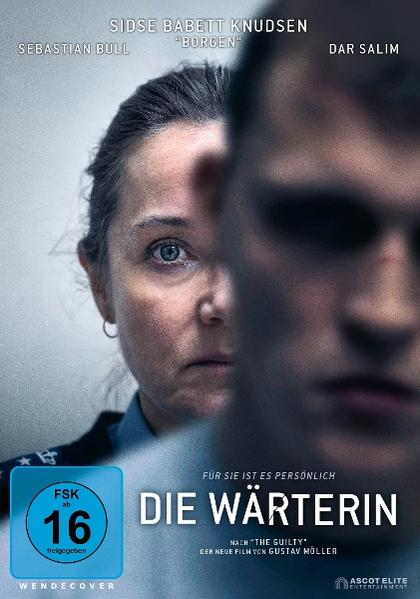 Filmposter, Frau blickt in die Kamera. Titel auf Deutsch. Der Hintergrund ist weiß.