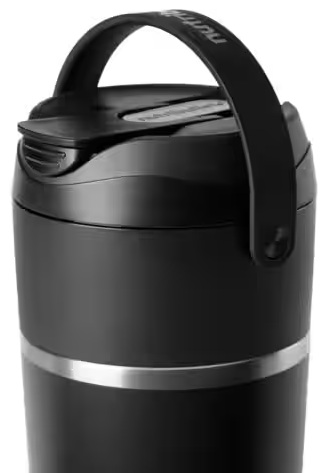Czarna butelka na wodę Nutribullet z uchwytem. Tło jest białe.