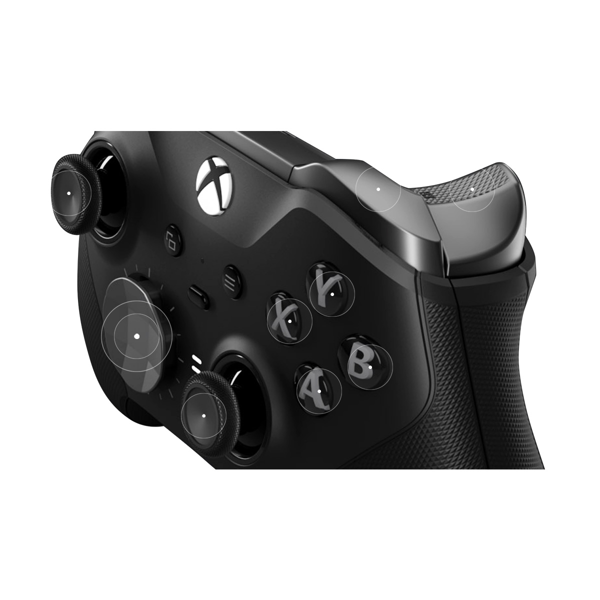 Controlador Xbox negro con botones, joysticks y gatillos visibles.