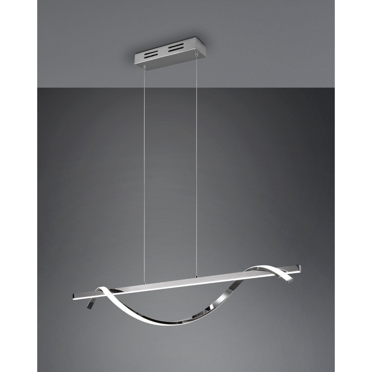 Lampada a sospensione moderna argentata. Design curvo a forma di onda. Emette luce brillante.