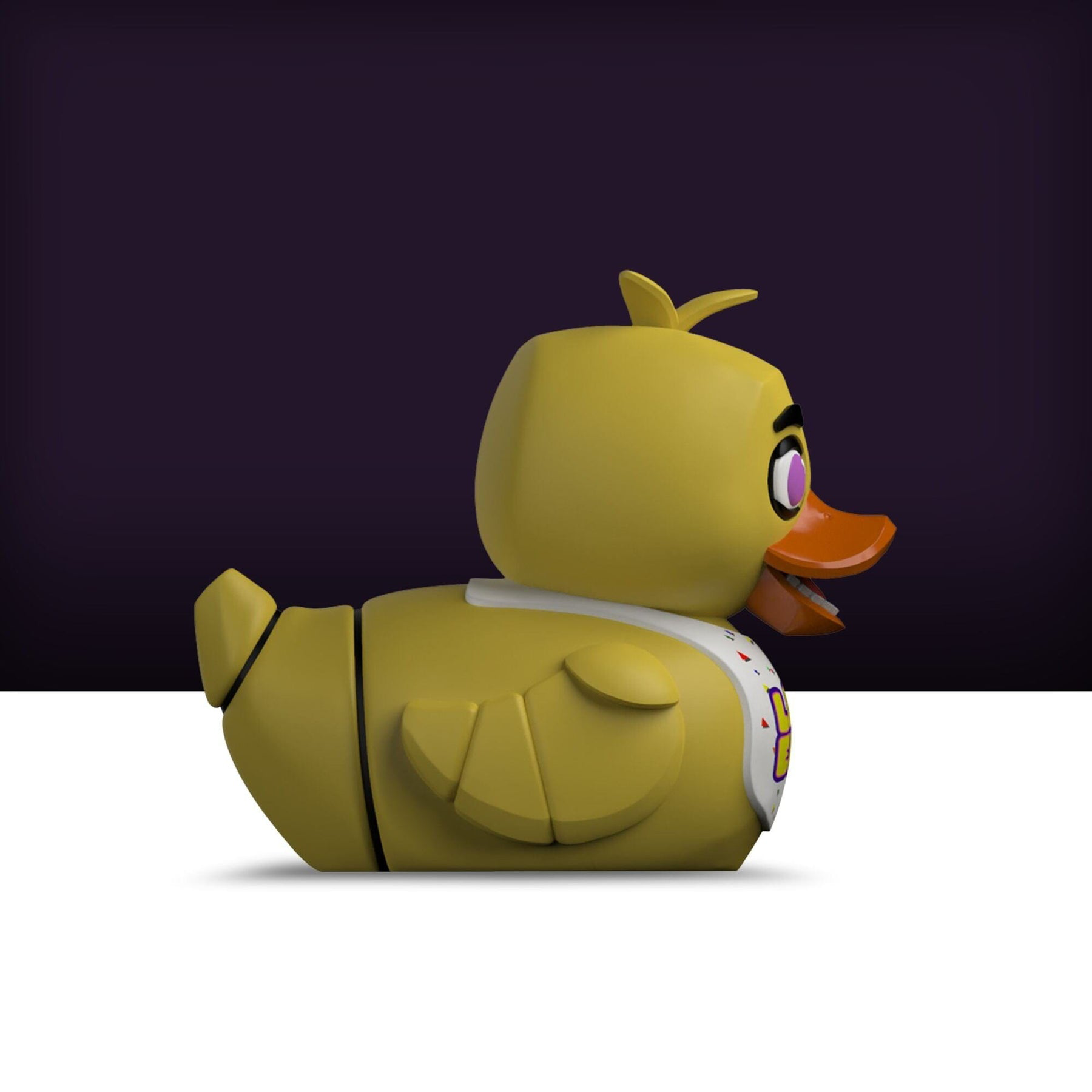 Piros Foxy játék egy kézben.