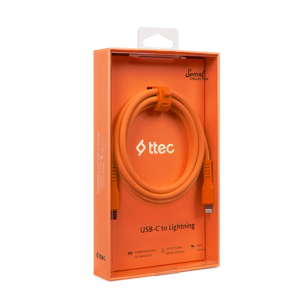 Turuncu USB-C - Lightning kablosu kutuda. Kutuda ttec logosu var.