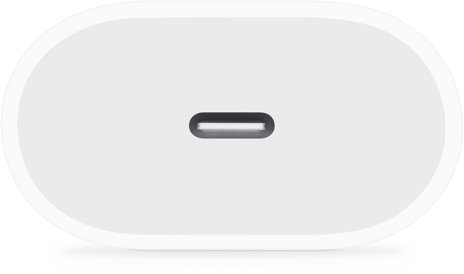 Egy fehér USB-C csatlakozó felülről, a port belsejét mutatva.
