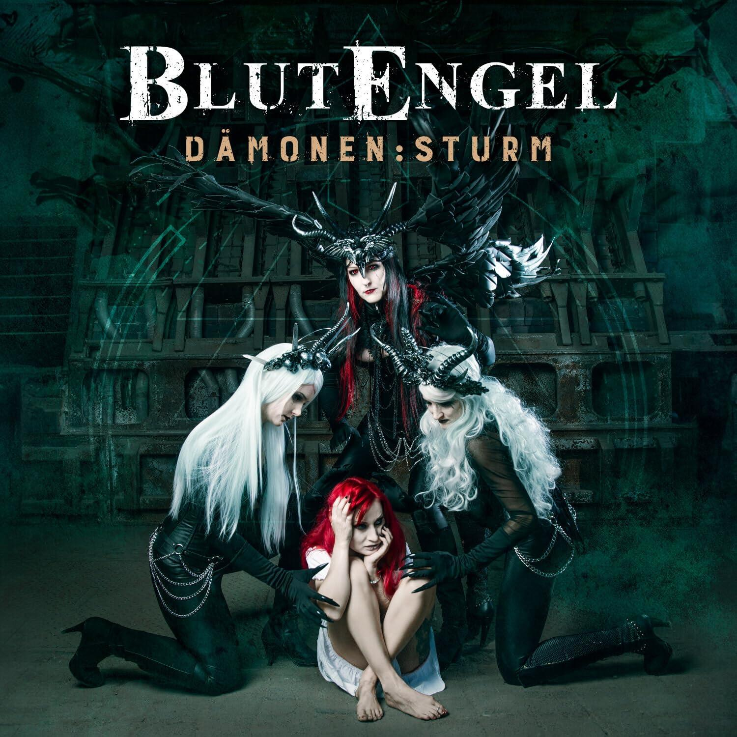 Albumcover mit drei Figuren. Frau mit roten Haaren sitzt, andere knien. Bandname und Albumtitel sichtbar.