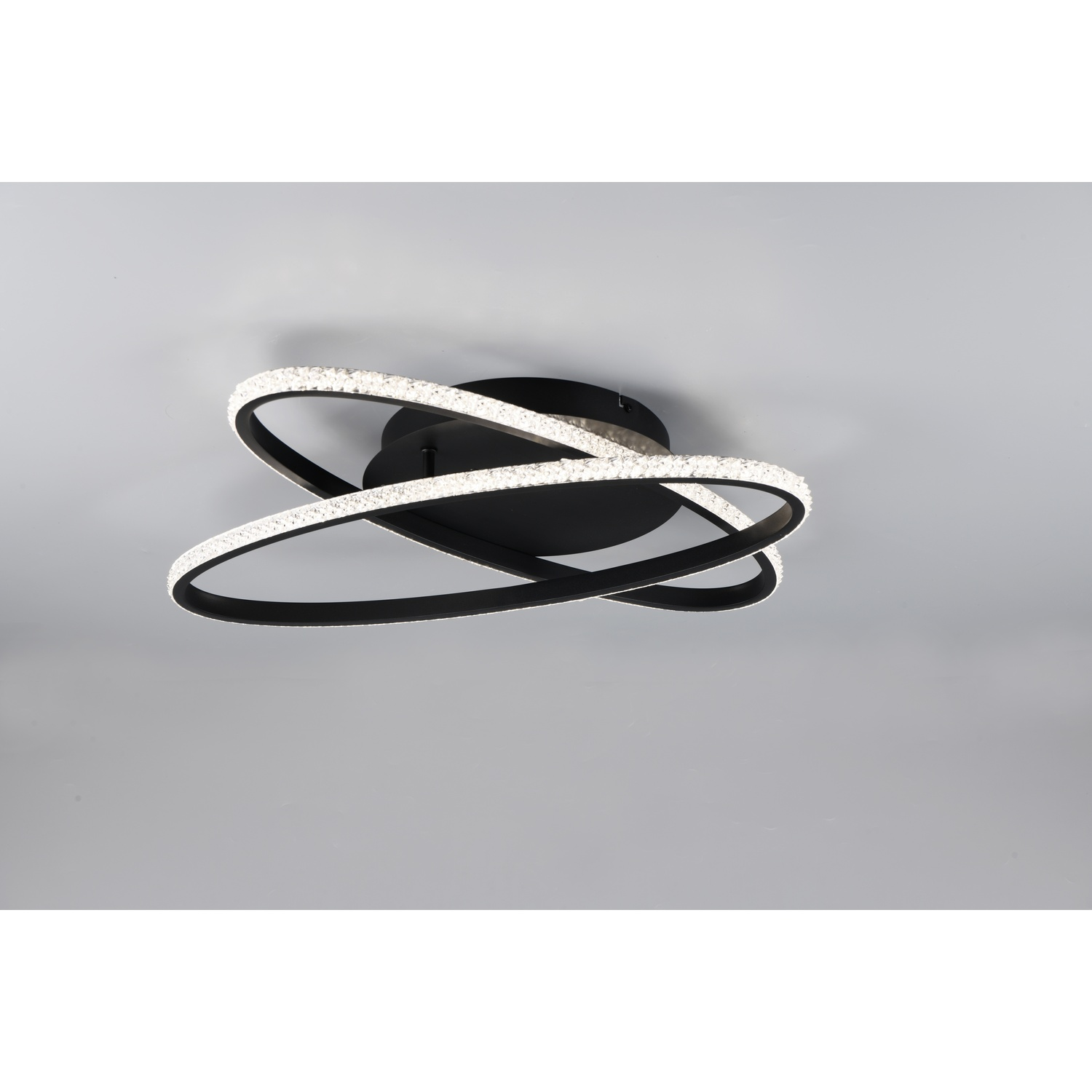 Lampada da soffitto nera con due anelli di luci a LED con effetti cristallo.