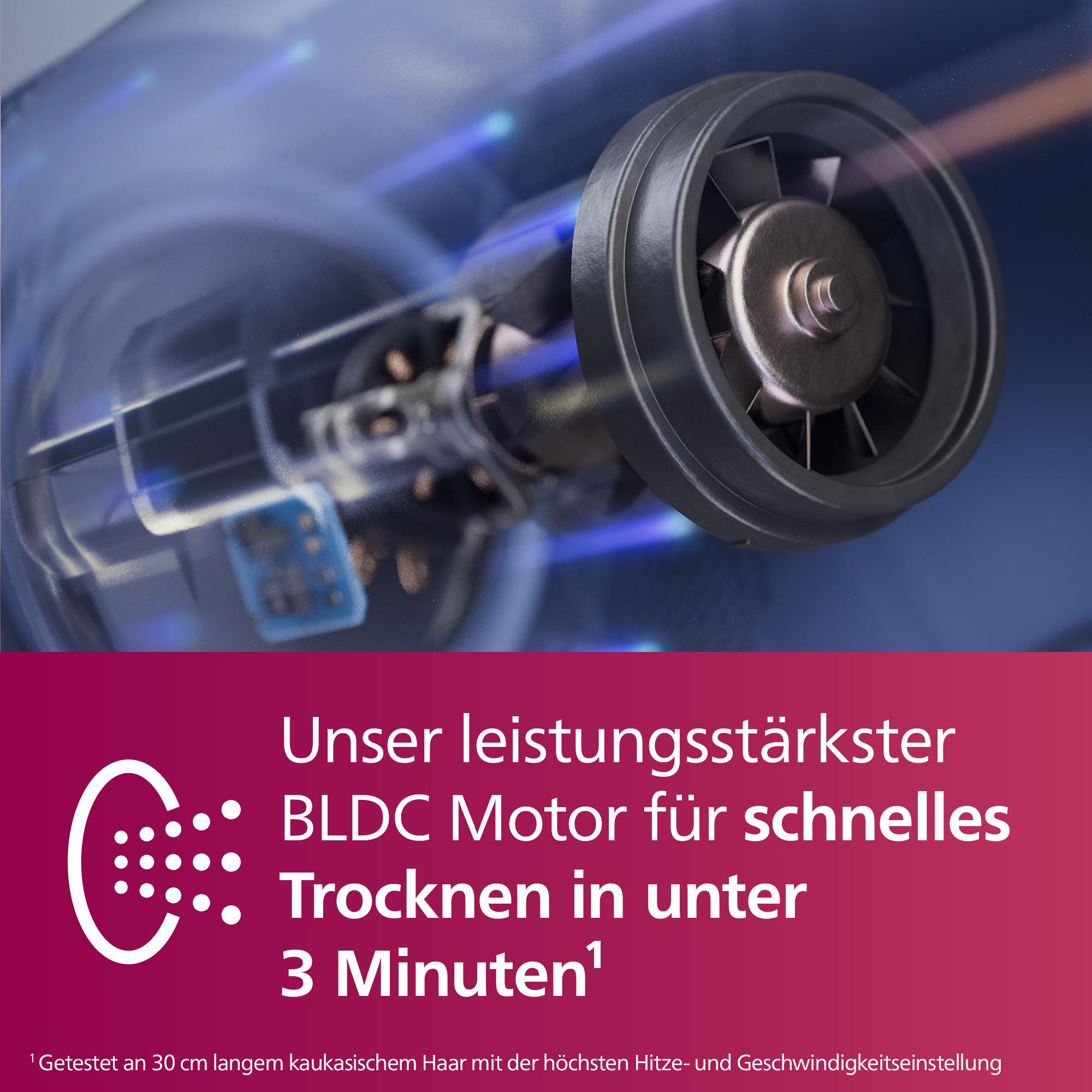Nahaufnahme eines Haartrocknermotors mit deutschem Text.