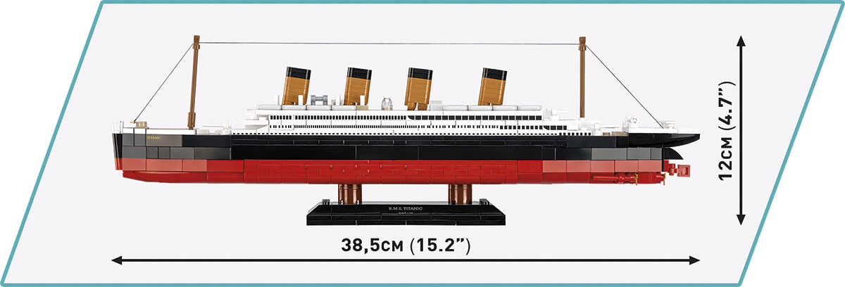 Modell des Titanic-Schiffs, schwarzer und roter Rumpf, weiße Oberdecks, vier gelbe Schornsteine, Maße.