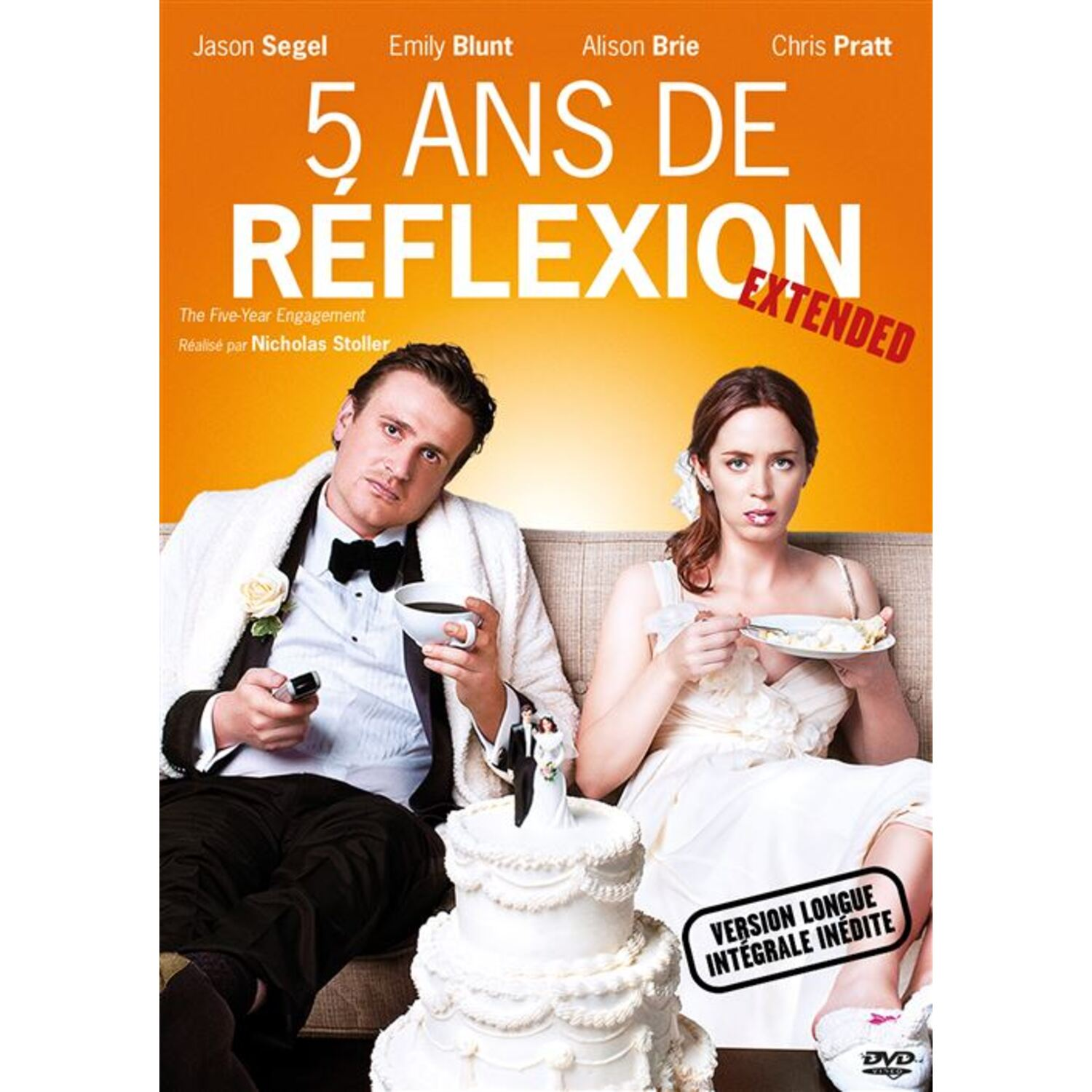 Filmposter met acteurs, titel in het Frans en bruidstaart.
