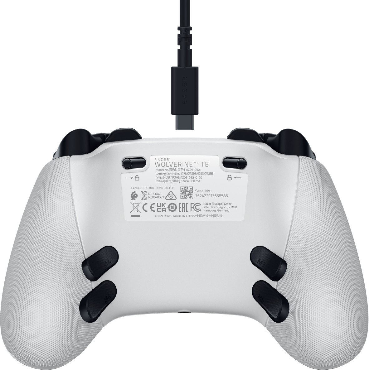 Nahaufnahme der Rückseite eines weißen Razer Wolverine V2 Pro Controllers.