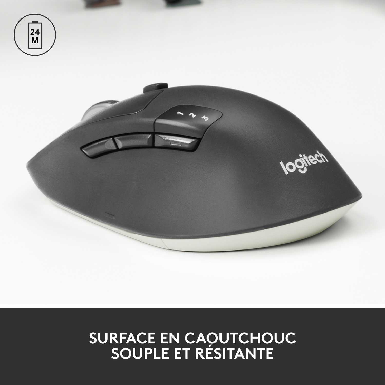 Une souris Logitech gris foncé avec plusieurs boutons et le logo Logitech.