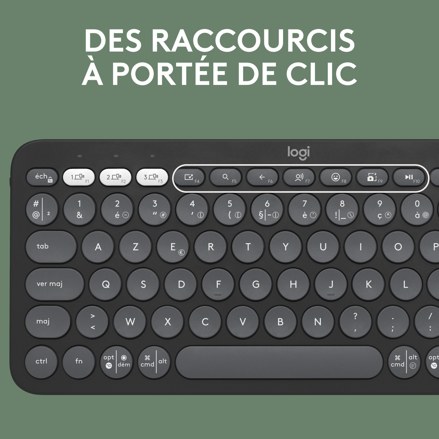 Gros plan sur un clavier noir. Les étiquettes montrent les touches et les fonctions. Noir et gris.