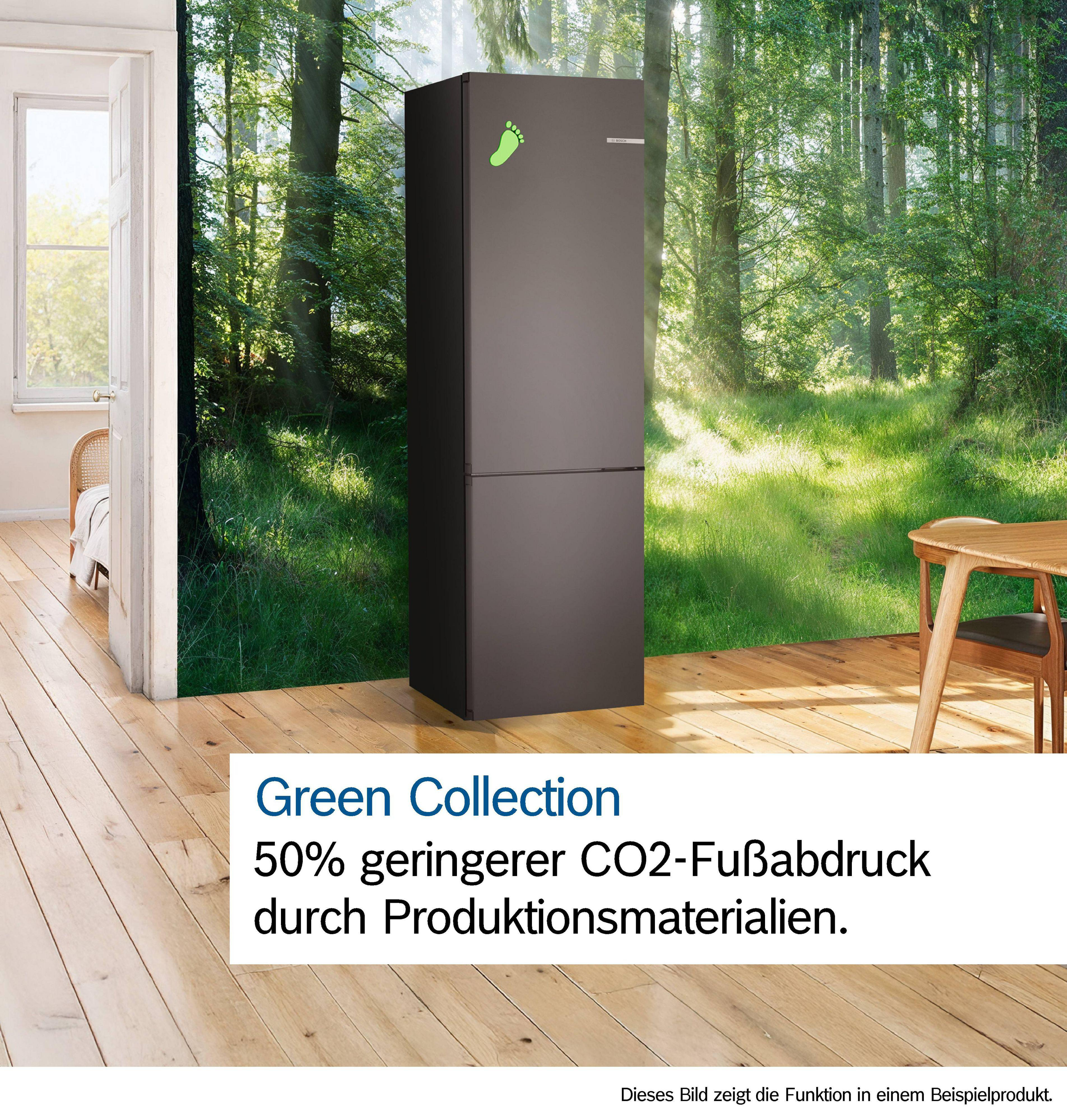 Ein dunkler Kühlschrank in einem Raum mit Holzboden, mit Text.