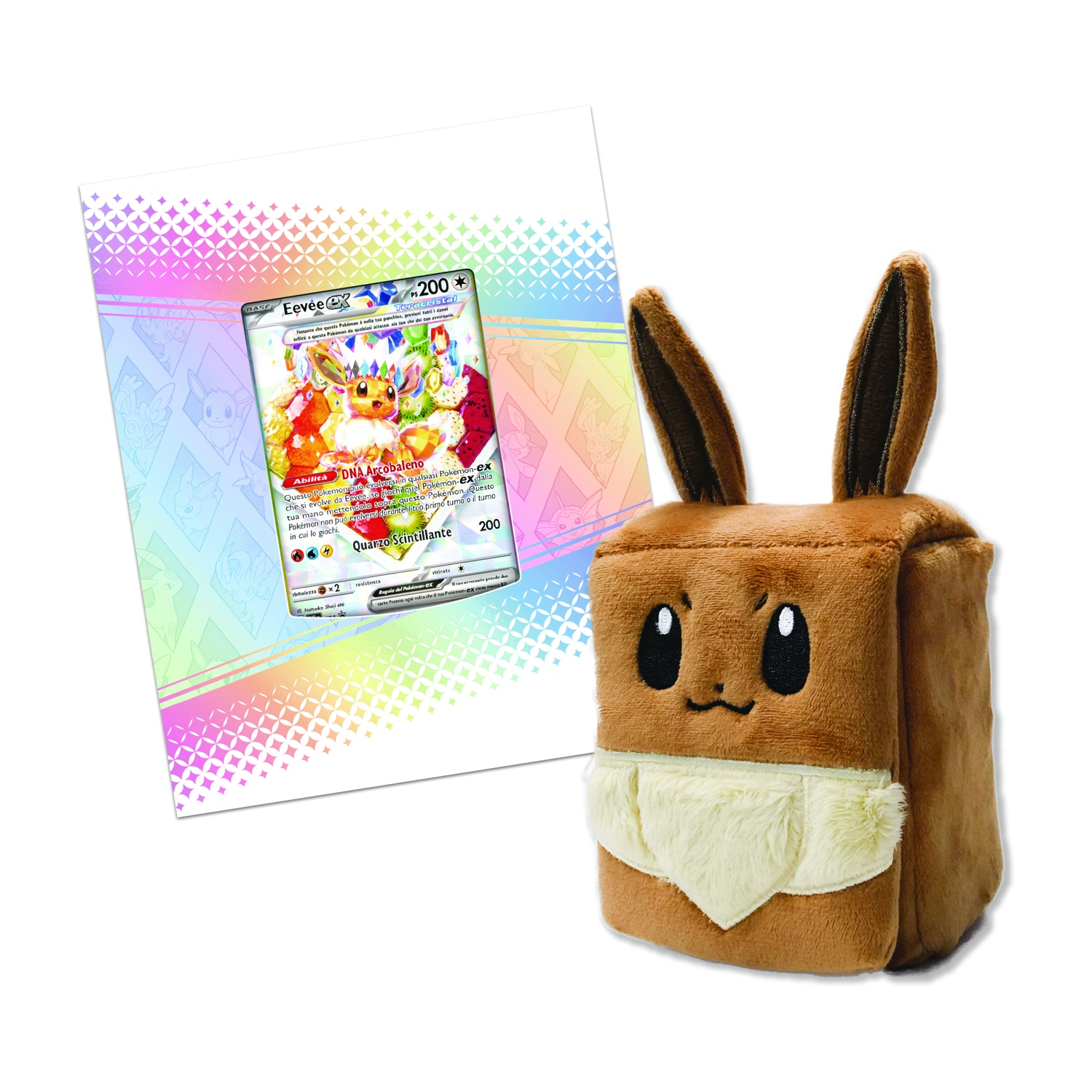Un peluche Evoli a forma di cubo accanto a una carta Pokémon Evoli.
