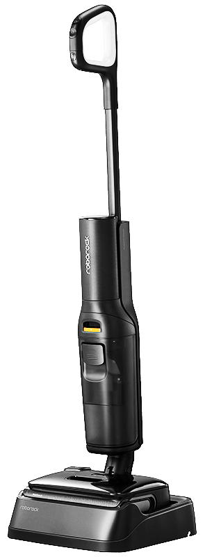Czarny odkurzacz bezprzewodowy. Wysoka, smukła konstrukcja z uchwytem. Ma stację ładującą na dole. Izolowany na czarnym.