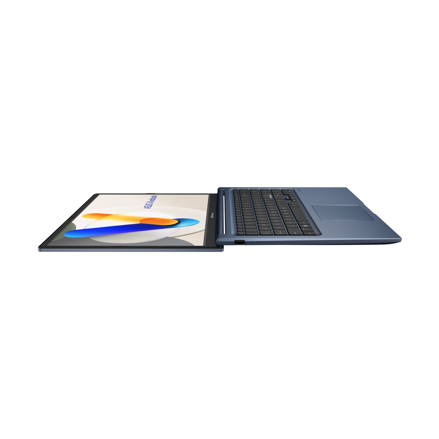 Laptop aperto, che mostra lo schermo, su uno sfondo bianco.